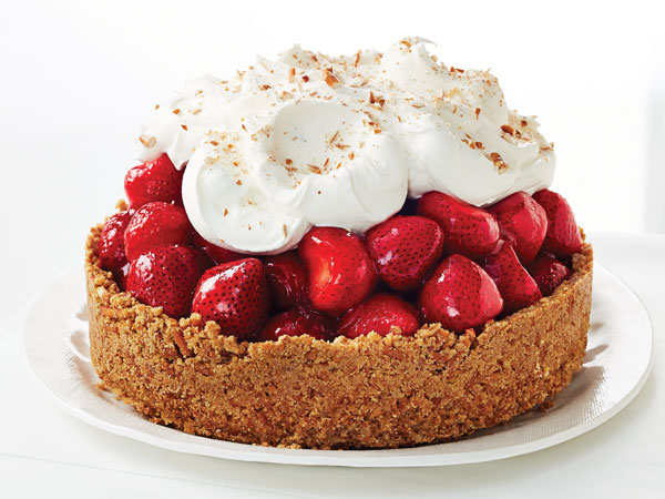 Strawberry Pretzel Pie | Hy-Vee