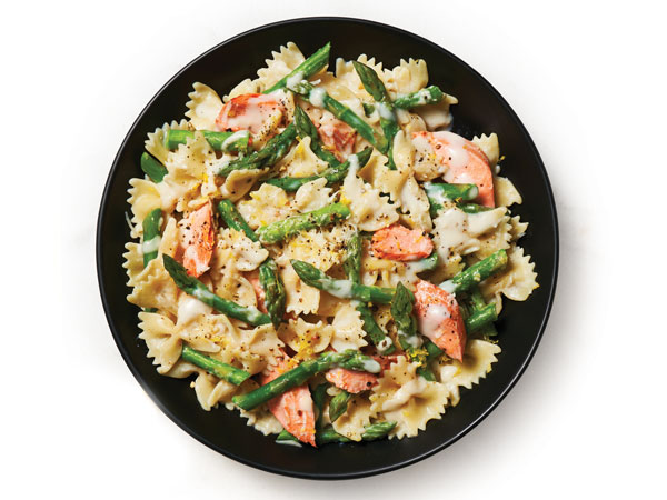 Creamy Pasta with Asparagus and Salmon  |  Hy-Vee