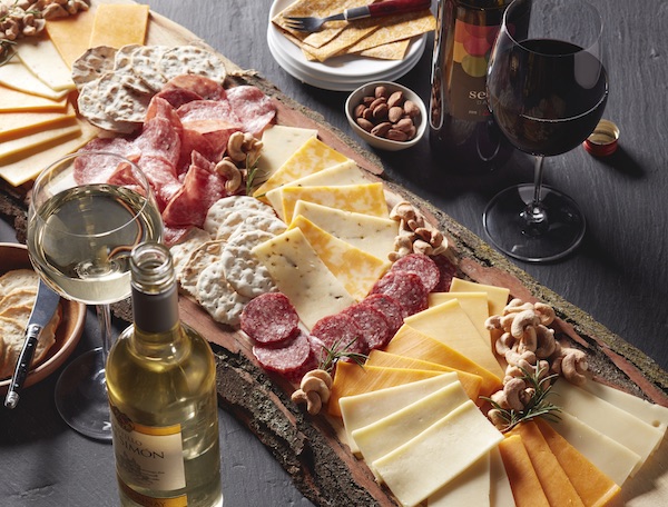 6 Insider Tips For Making A Charcuterie Board For Cheap Hy Vee