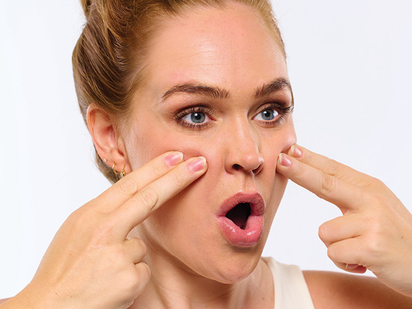 6 Facial Exercises to Tone Your Face and Neck Hy Vee