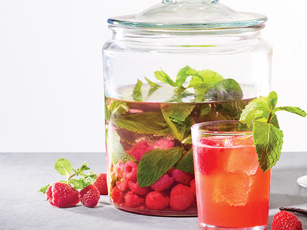 Absolut Raspberry Lemongrass Vodka Soda 4pk Can 5.0% ABV - Delivered In As Fast As 15 Minutes - View #7