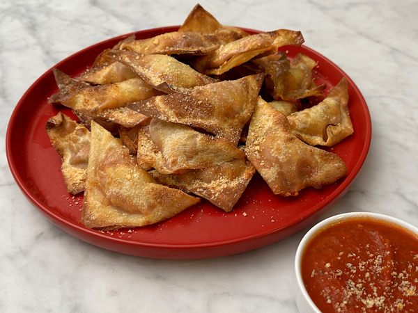 Air-Fried Pizza Wontons | Hy-Vee