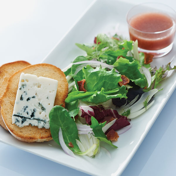 Spring Salad with Raspberry Vinaigrette | Hy-Vee